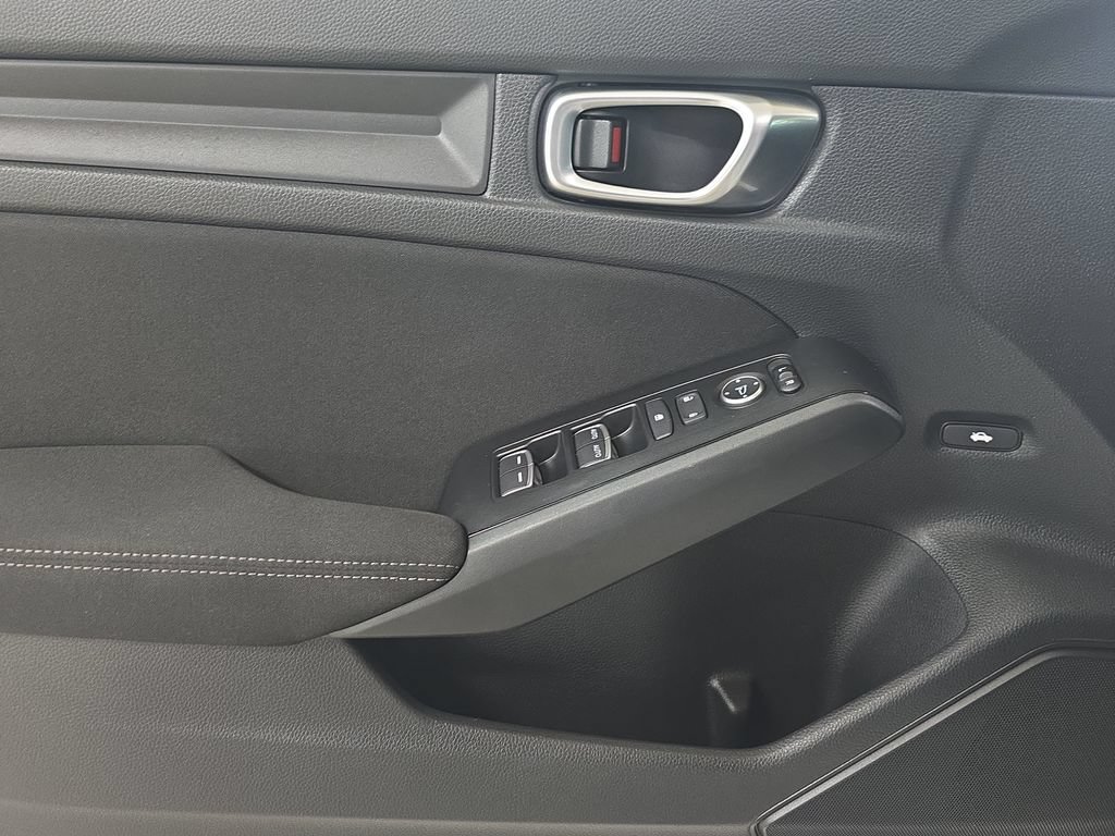 Used 2023 Honda Civic Sport image 27