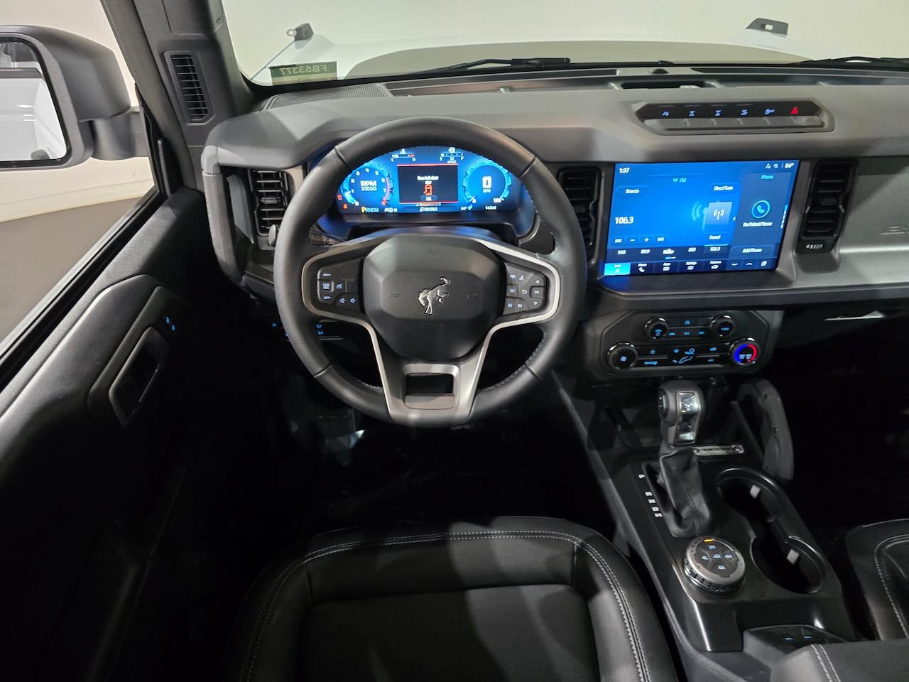 New 2025 Ford Bronco Badlands w/ Sasquatch Package AWD/4WD image 18