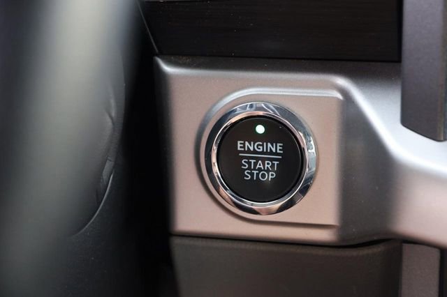 Certified 2021 Ford F150 XLT w/ Equipment Group 302A High image 14