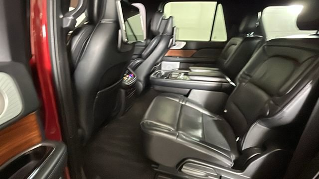 Used 2019 Lincoln Navigator L Reserve AWD/4WD image 26