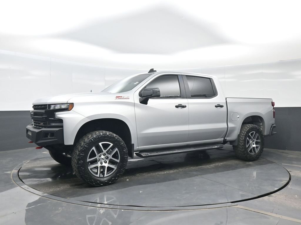 Used 2020 Chevrolet Silverado 1500 LT Trail Boss image 2