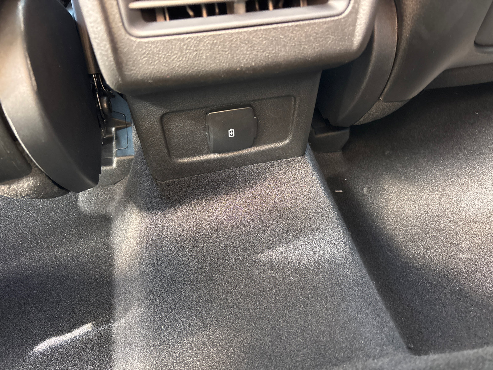 New 2026 Lincoln Corsair Premiere image 32