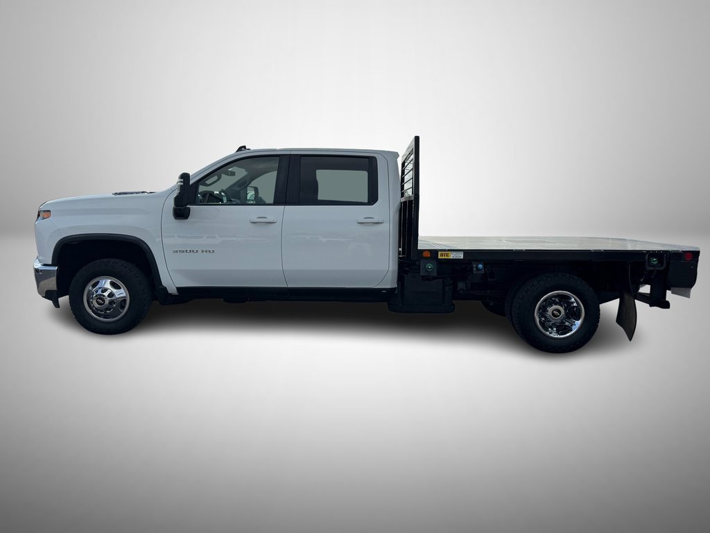 Used 2022 Chevrolet Silverado 3500 LT w/ Convenience Package image 5