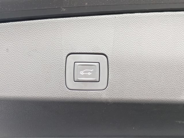 Certified 2024 Buick Encore GX Preferred w/ Comfort Package AWD/4WD image 32