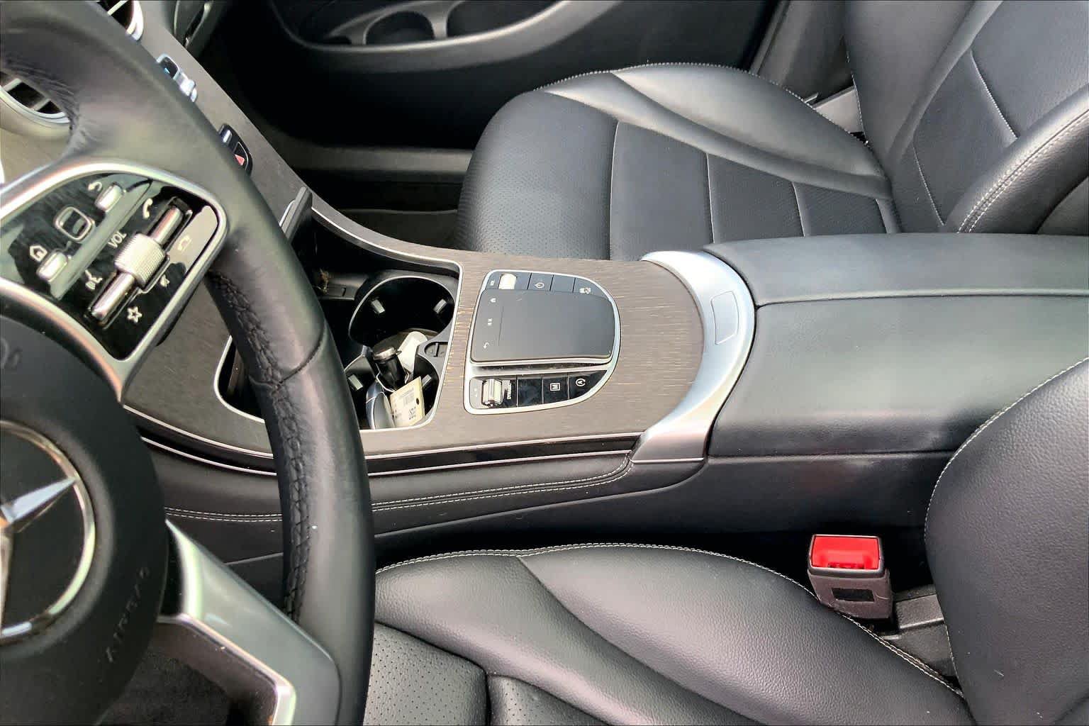 Used 2020 Mercedes-Benz GLC 300 image 17