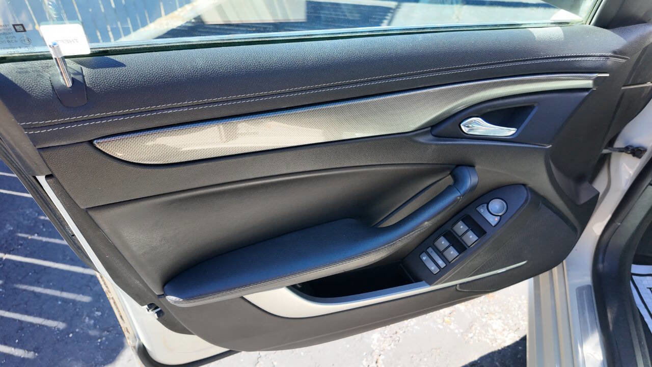 Used 2011 Cadillac CTS Sedan RWD image 13