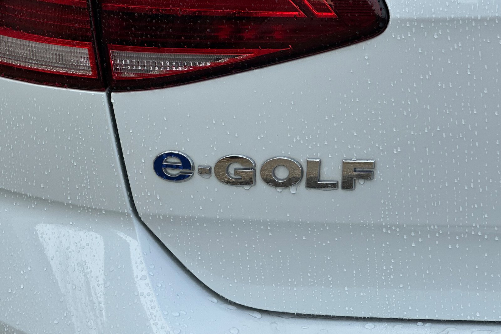 Used 2019 Volkswagen e-Golf SE w/ Driver Assistance Package image 27