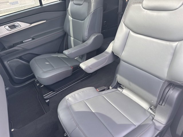 New 2025 Ford Explorer Active image 18