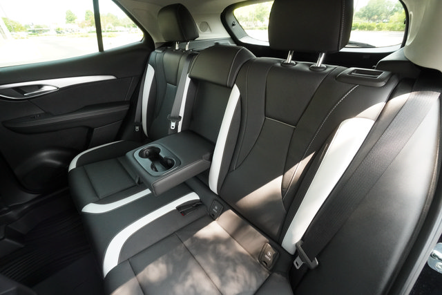 Used 2025 Buick Envision Sport Touring AWD/4WD image 15