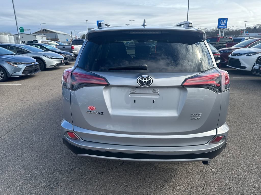 Used 2017 Toyota RAV4 XLE w/ Premium Special Value Package image 6
