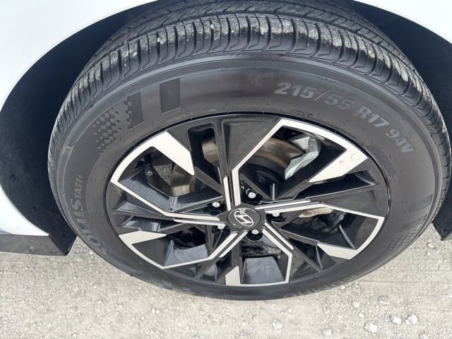 Used 2025 Hyundai Sonata SEL FWD image 20