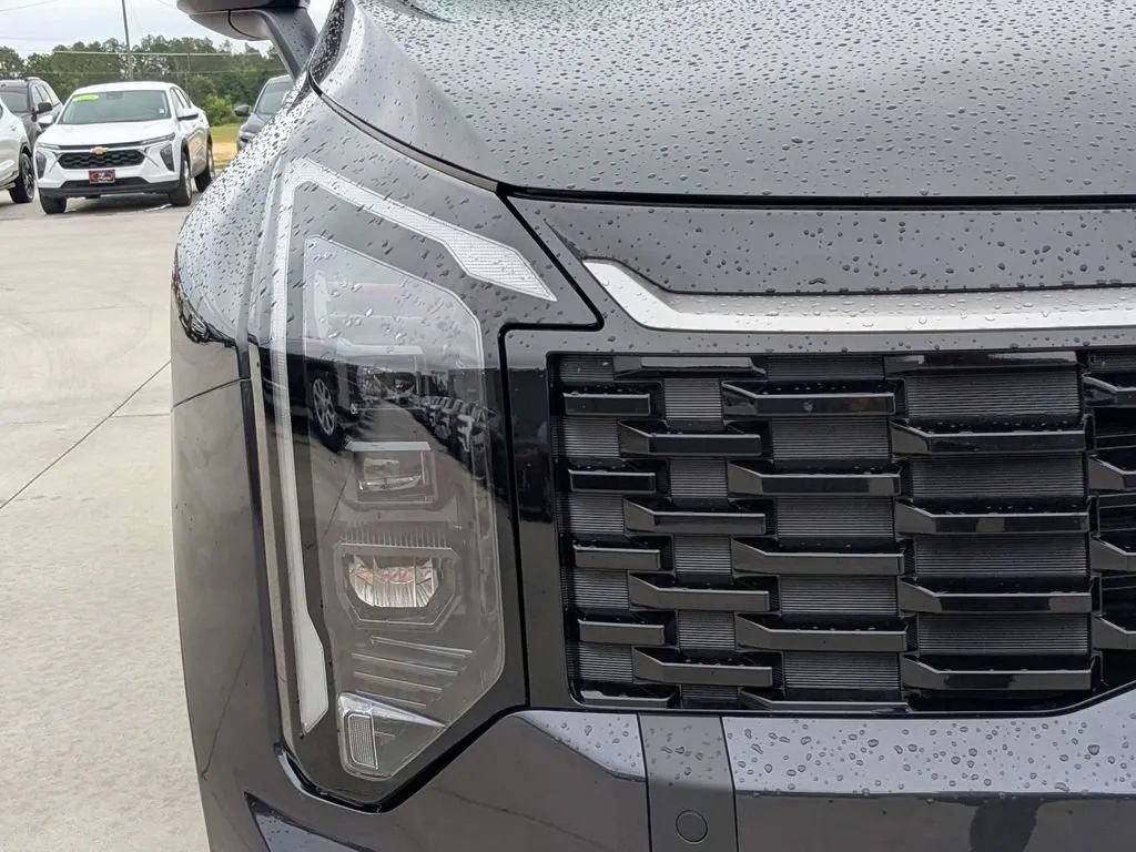 Used 2026 Kia Sportage EX FWD image 11