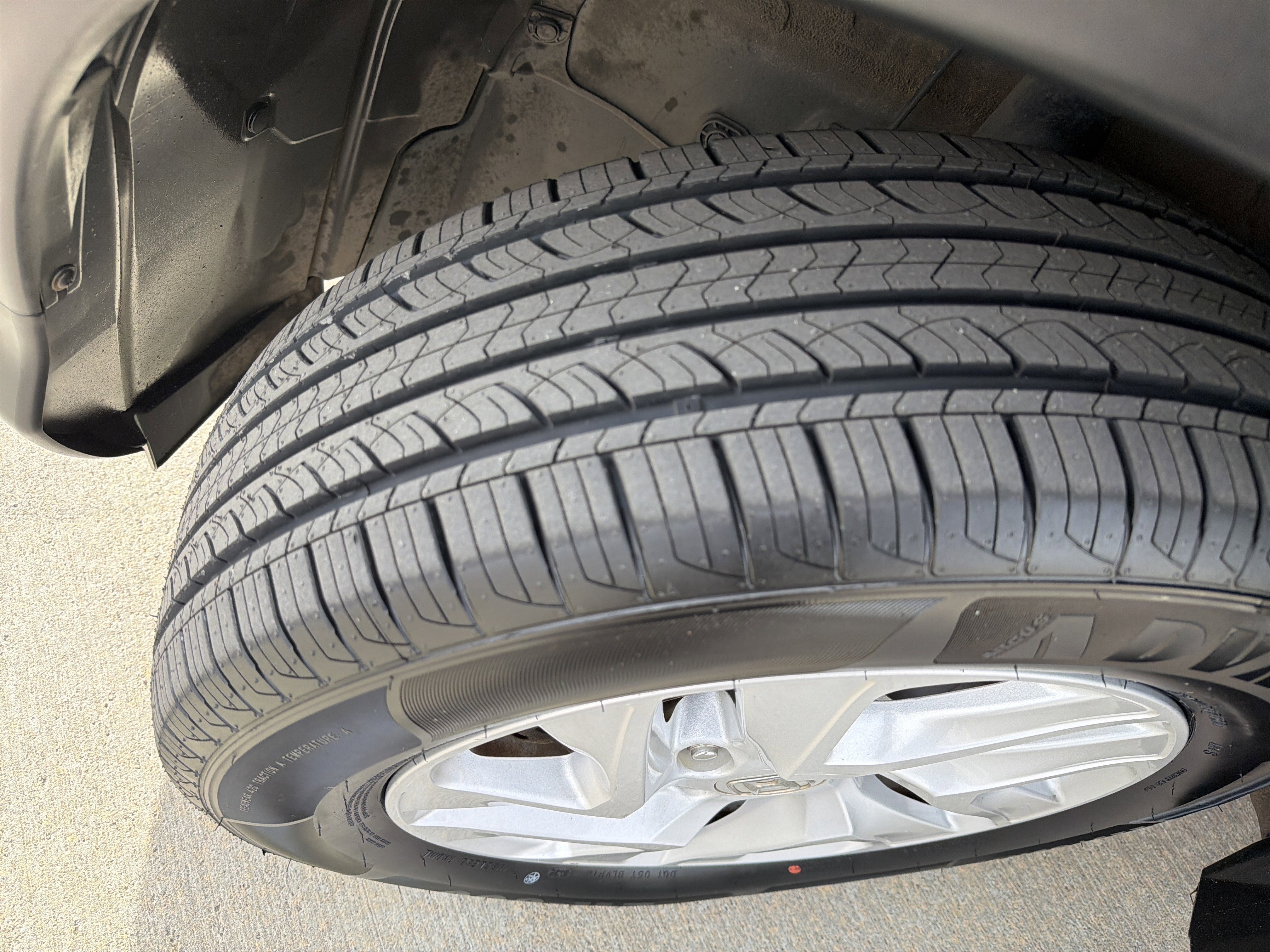 Used 2015 Honda CR-V EX-L image 12