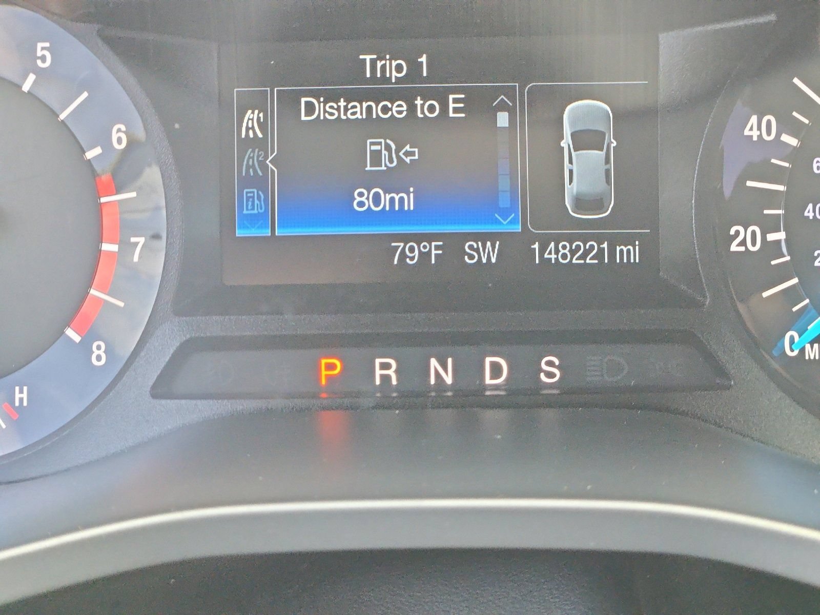 Used 2015 Ford Fusion SE FWD image 23