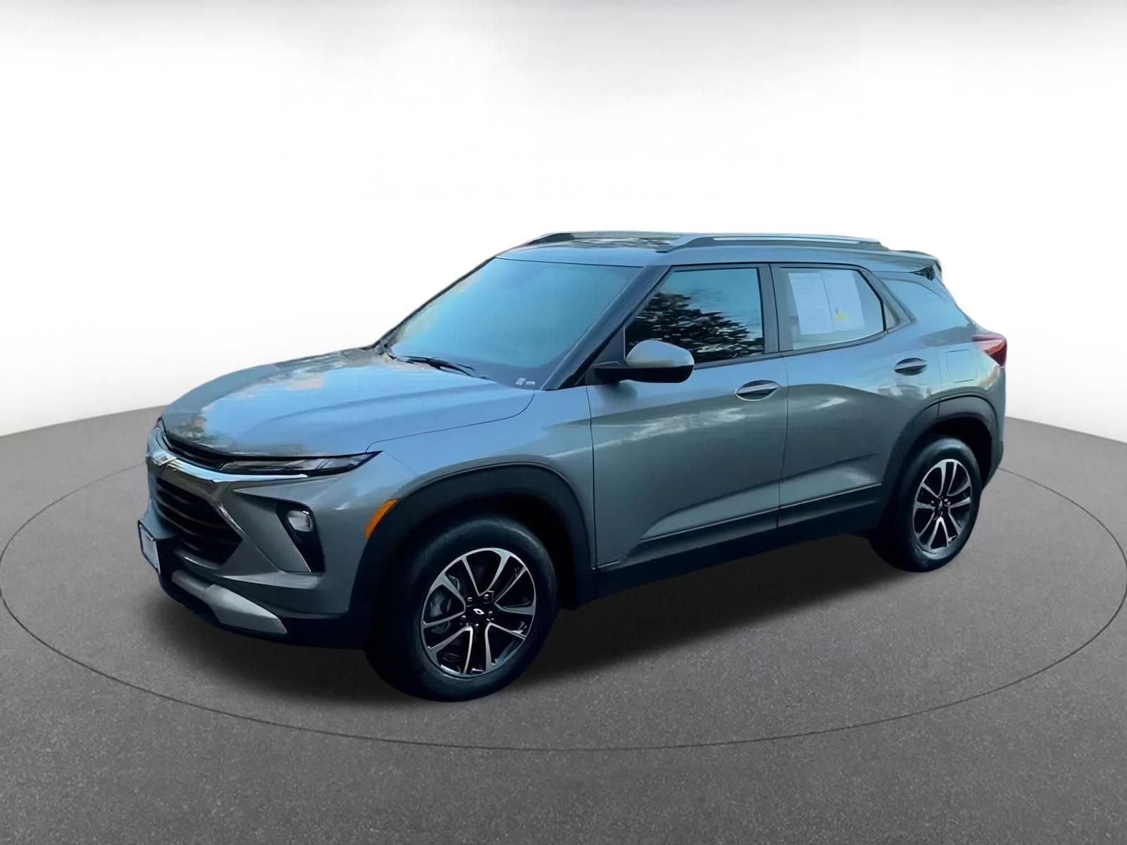 Used 2025 Chevrolet TrailBlazer LT image 8