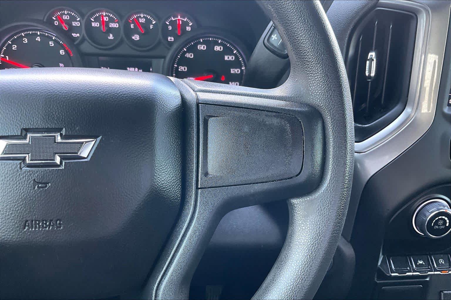 Used 2024 Chevrolet Silverado 1500 Custom Trail Boss w/ Turbomax Blackout Package AWD/4WD image 24