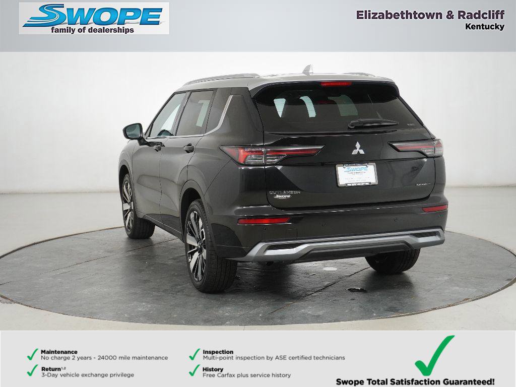 New 2025 Mitsubishi Outlander SEL image 5