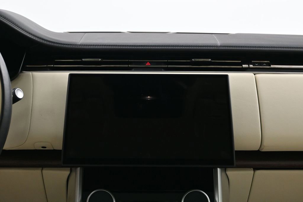 Used 2023 Land Rover Range Rover Long Wheelbase Autobiography AWD/4WD image 11