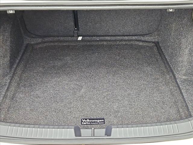 Used 2019 Volkswagen Jetta GLI FWD image 6
