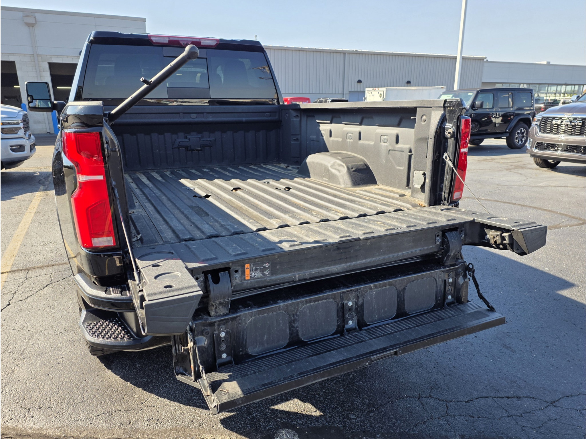 Used 2024 Chevrolet Silverado 3500 LTZ w/ LTZ Plus Package AWD/4WD image 14