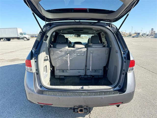 Used 2016 Honda Odyssey Touring Elite image 32