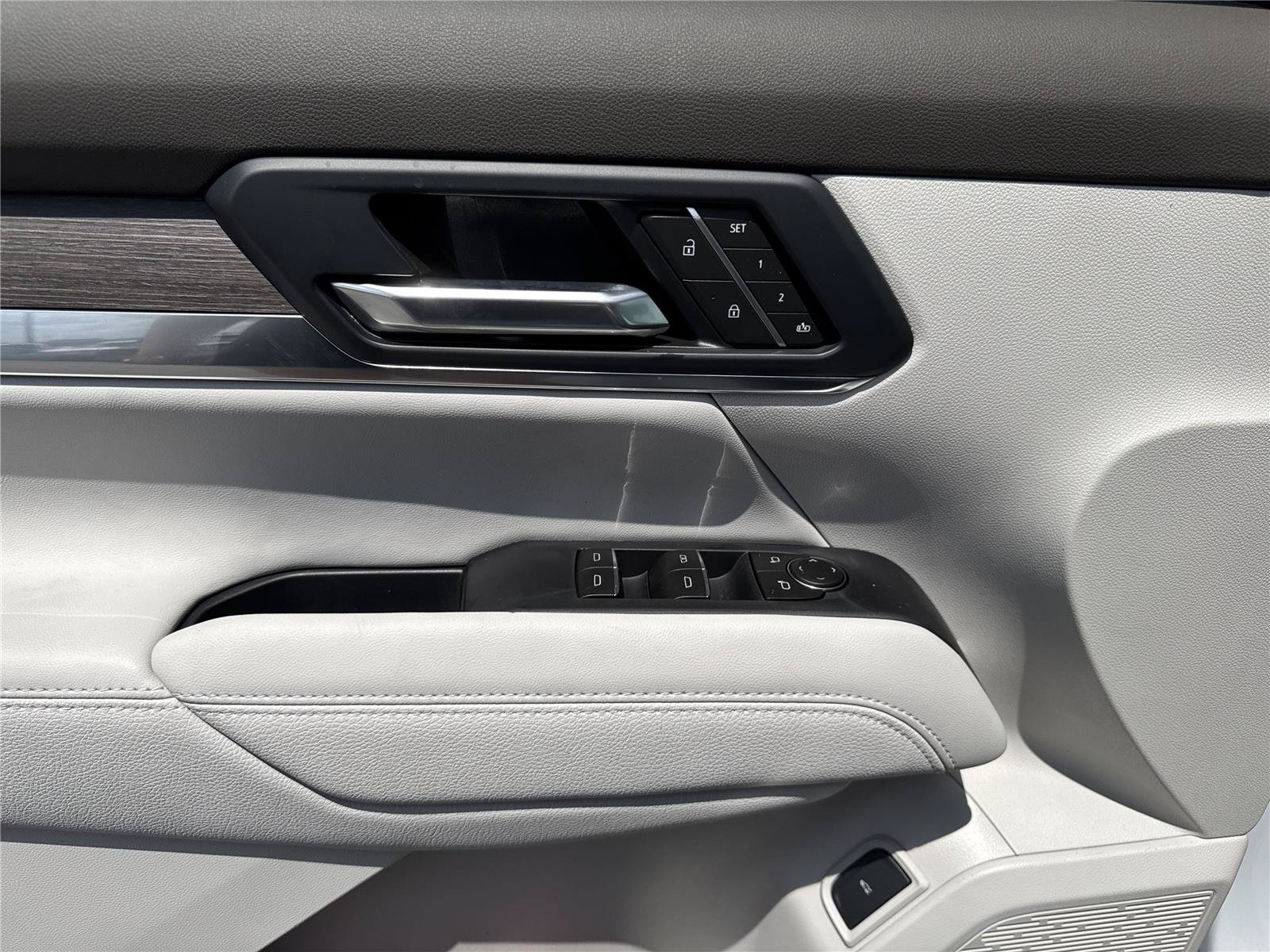 New 2026 GMC Terrain Denali w/ LPO, Floor Liner Package AWD/4WD image 17