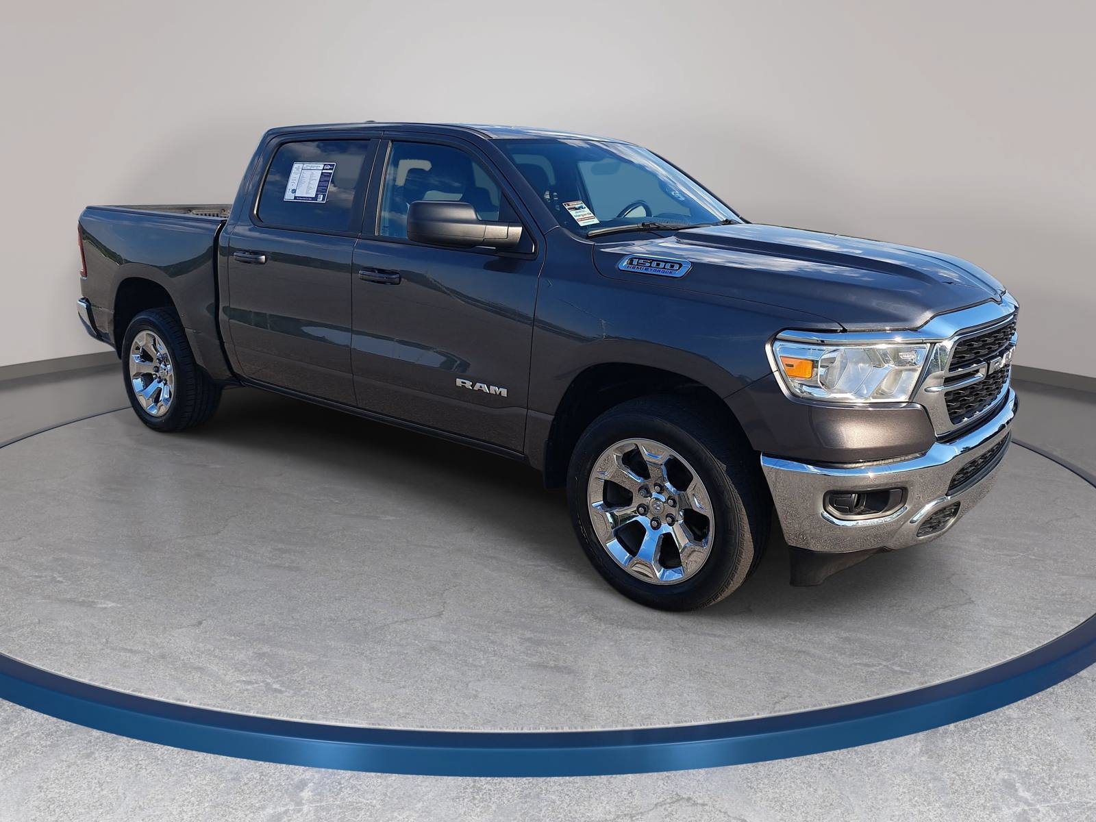 Used 2022 RAM 1500 Big Horn AWD/4WD image 3