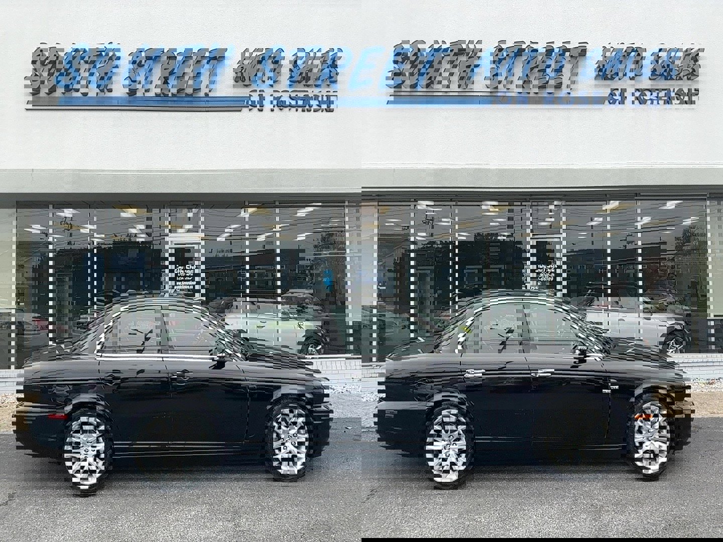 Used 2008 Jaguar XJ8 RWD image 1