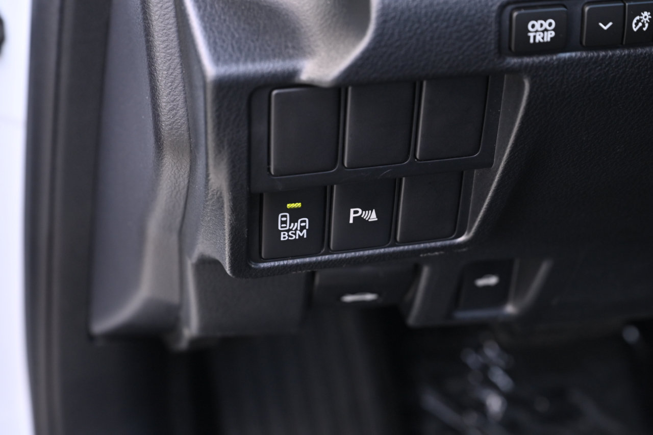 Used 2015 Lexus IS 250 w/ Premium Package RWD image 21