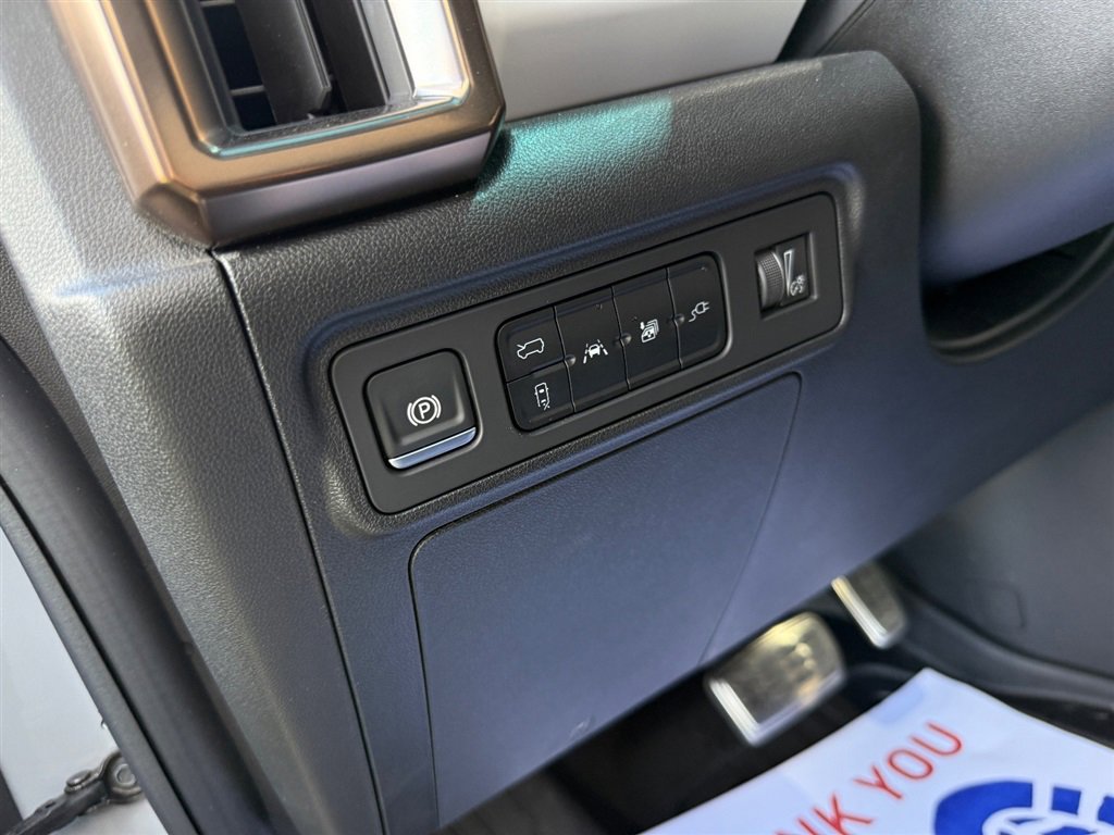 Used 2024 GMC Hummer EV 3X w/ LPO, Illumination Package image 52