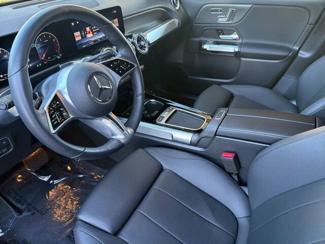 Used 2025 Mercedes-Benz GLB 250 image 11