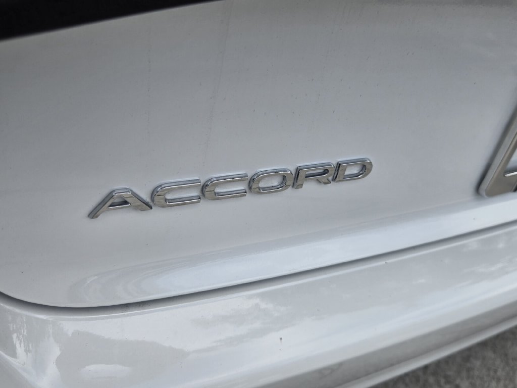 Certified 2025 Honda Accord LX image 15