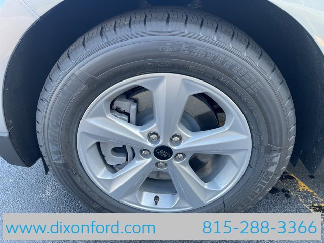 Used 2024 Ford Edge SE image 26