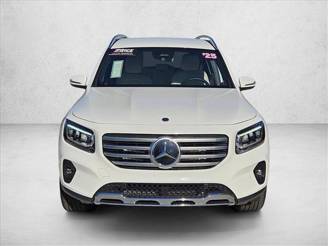 Used 2025 Mercedes-Benz GLB 250 image 2