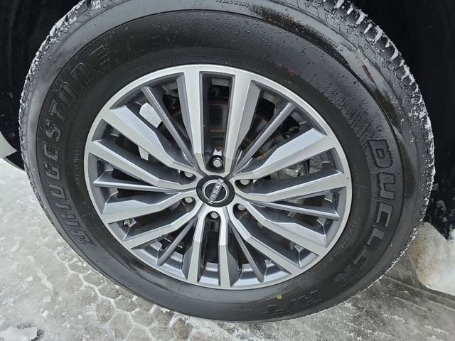 Certified 2024 Nissan Armada SL w/ Captain's Chairs Package image 10