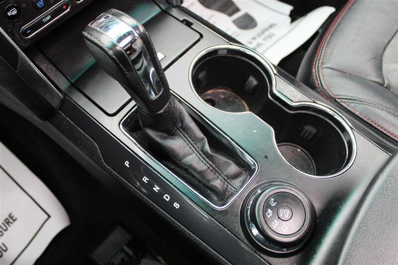 Used 2017 Ford Explorer Sport w/ Equipment Group 401A image 24