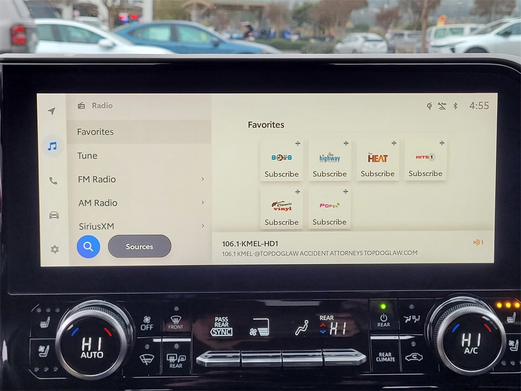 Used 2023 Toyota Highlander Limited image 16