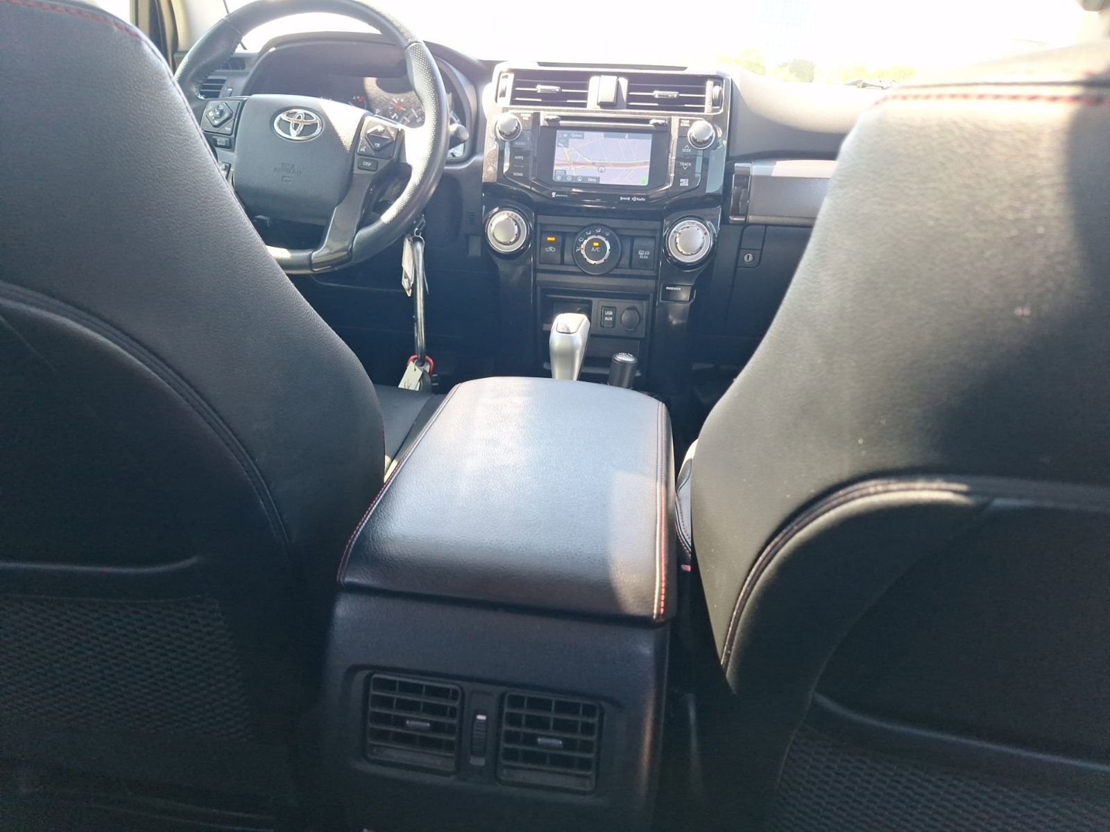 Used 2019 Toyota 4Runner TRD Off-Road Premium image 32