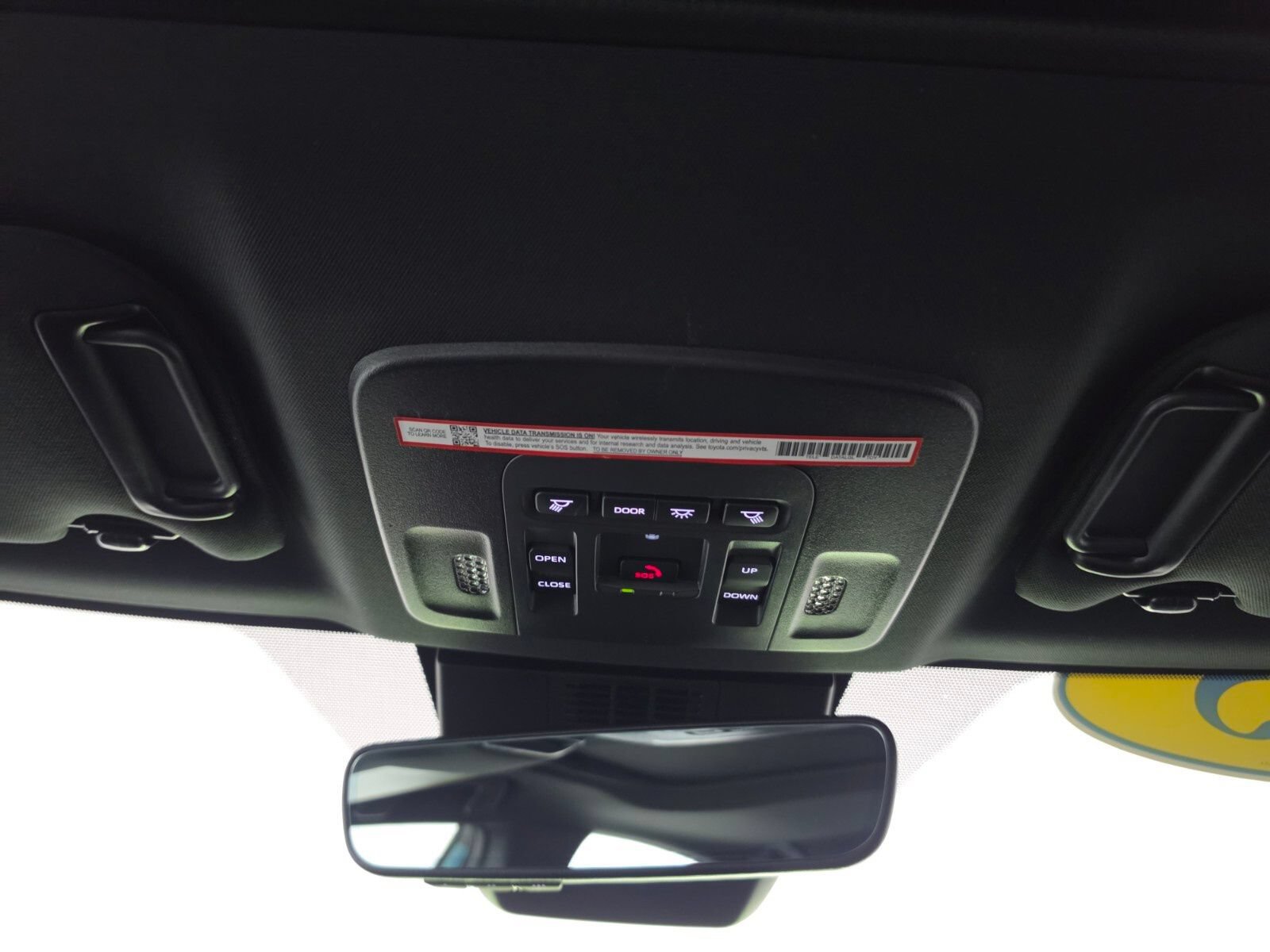 Used 2025 Toyota Camry SE w/ Convenience Package AWD/4WD image 28