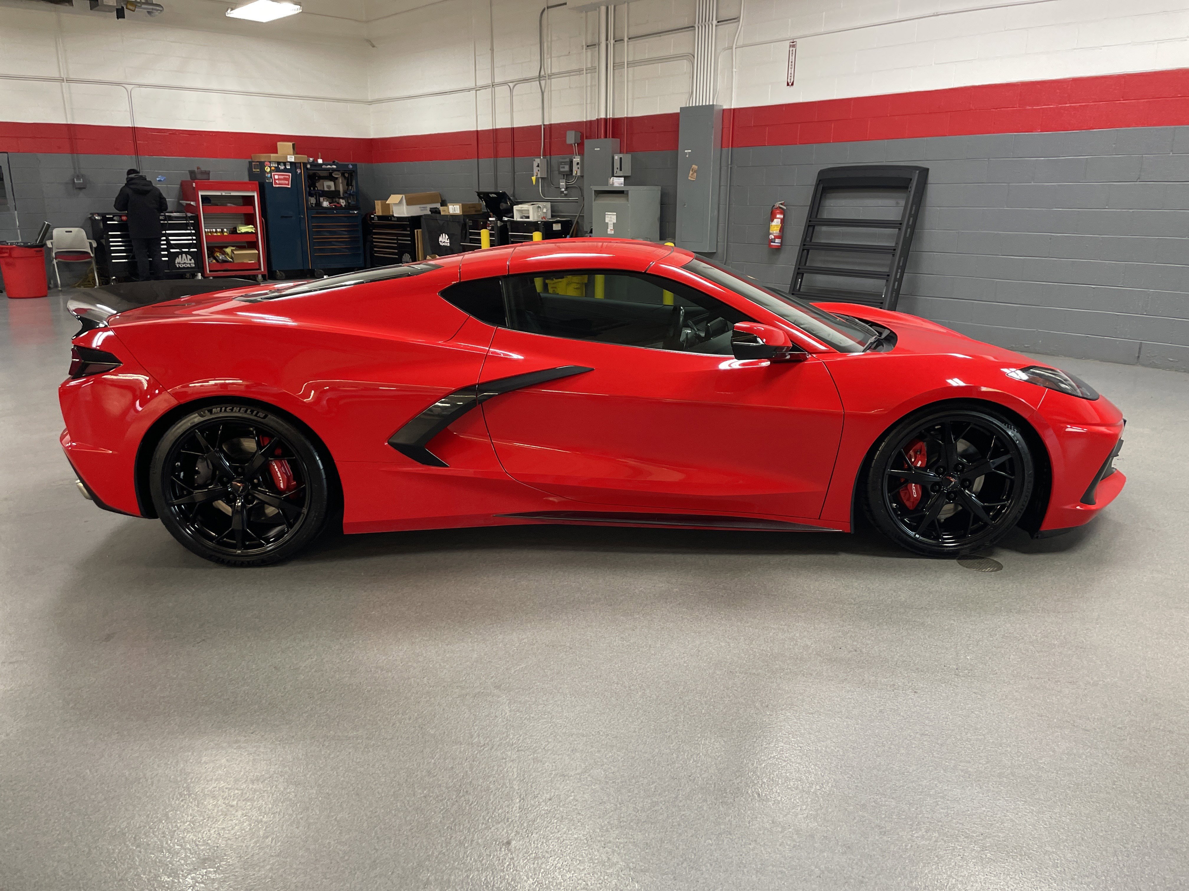Used 2021 Chevrolet Corvette 1LT image 11