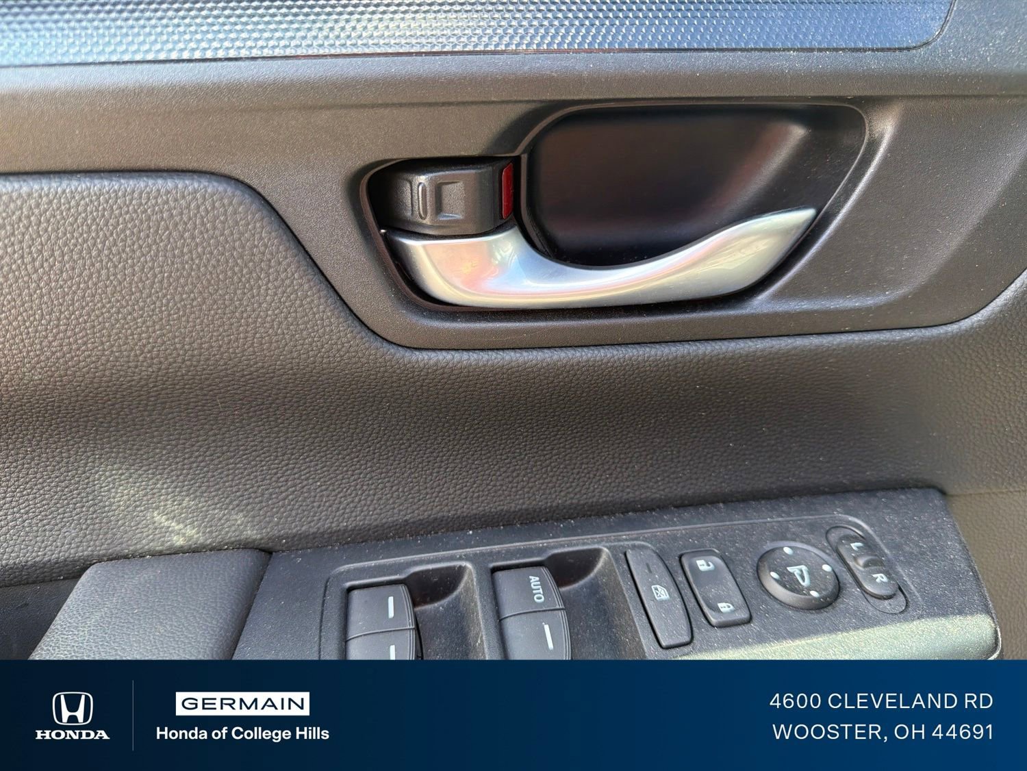 Used 2024 Honda CR-V LX image 15