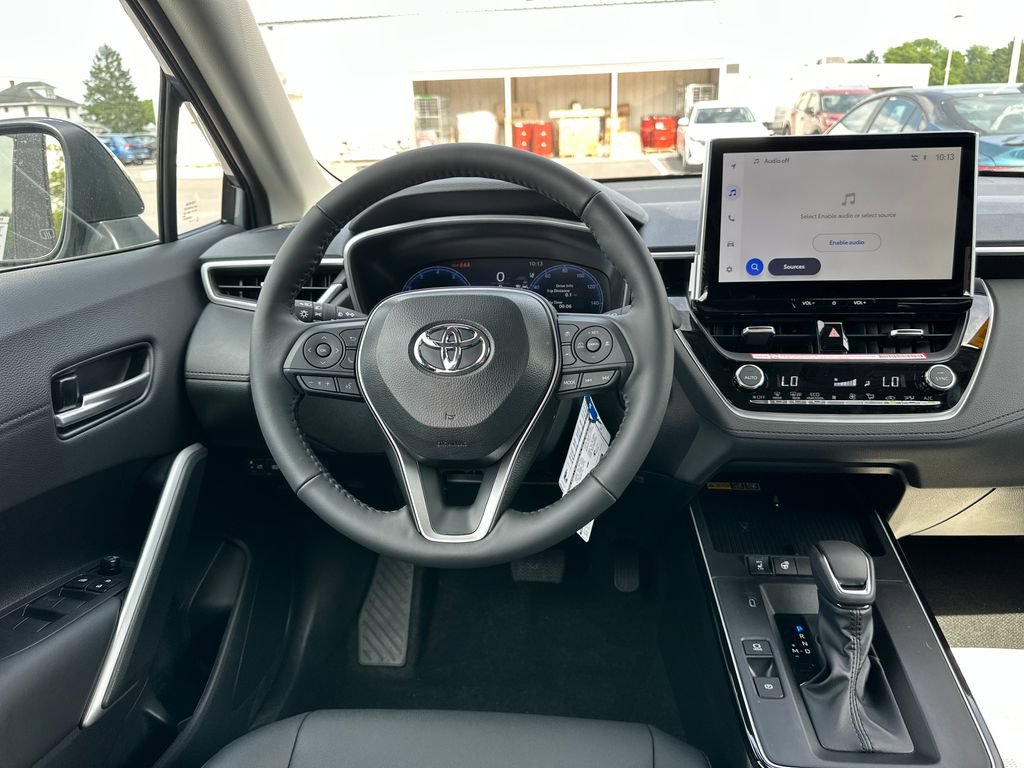 Used 2026 Toyota Corolla Cross XLE w/ Convenience Package AWD/4WD image 17
