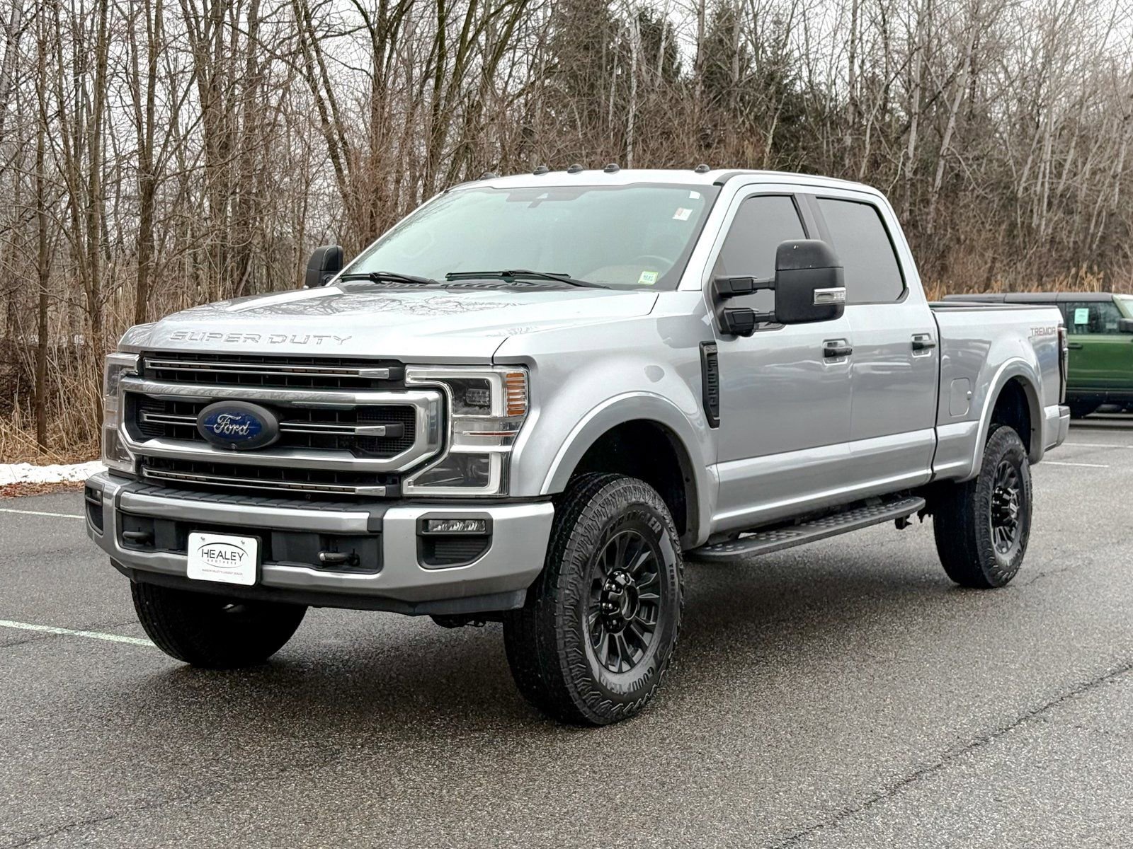 Certified 2022 Ford F350 Platinum w/ Tremor Off-Road Package image 3