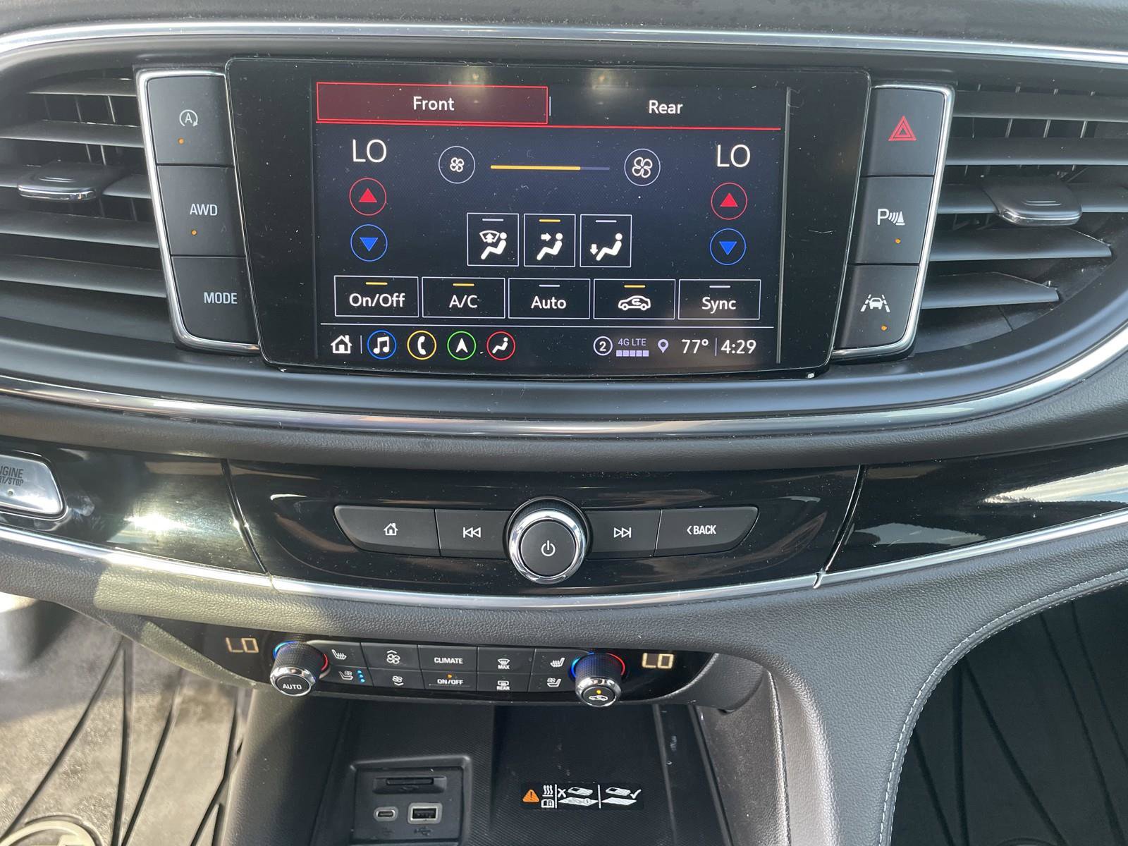 Used 2022 Buick Enclave Avenir w/ Avenir Technology Package image 18