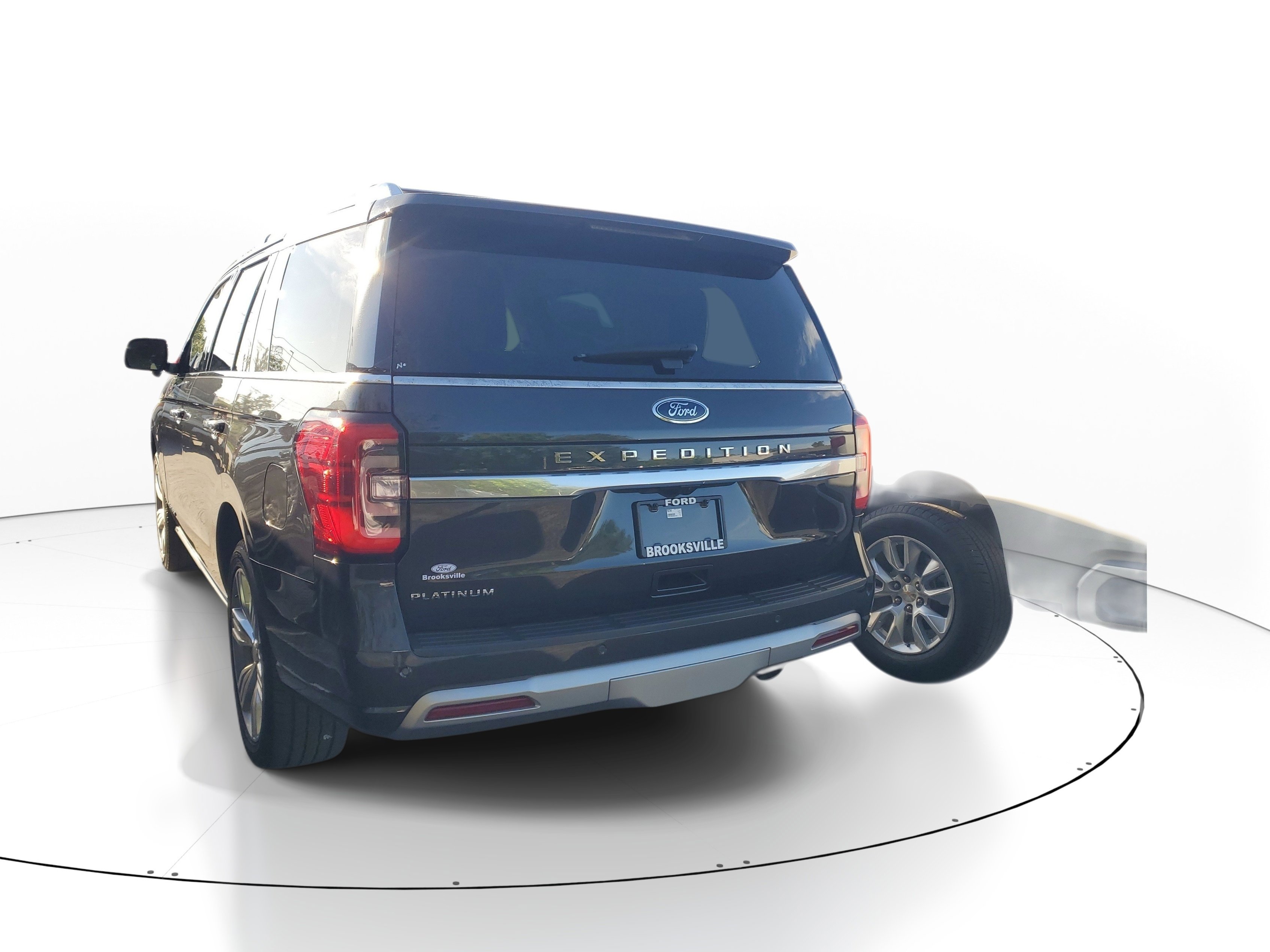 Used 2023 Ford Expedition Platinum image 4