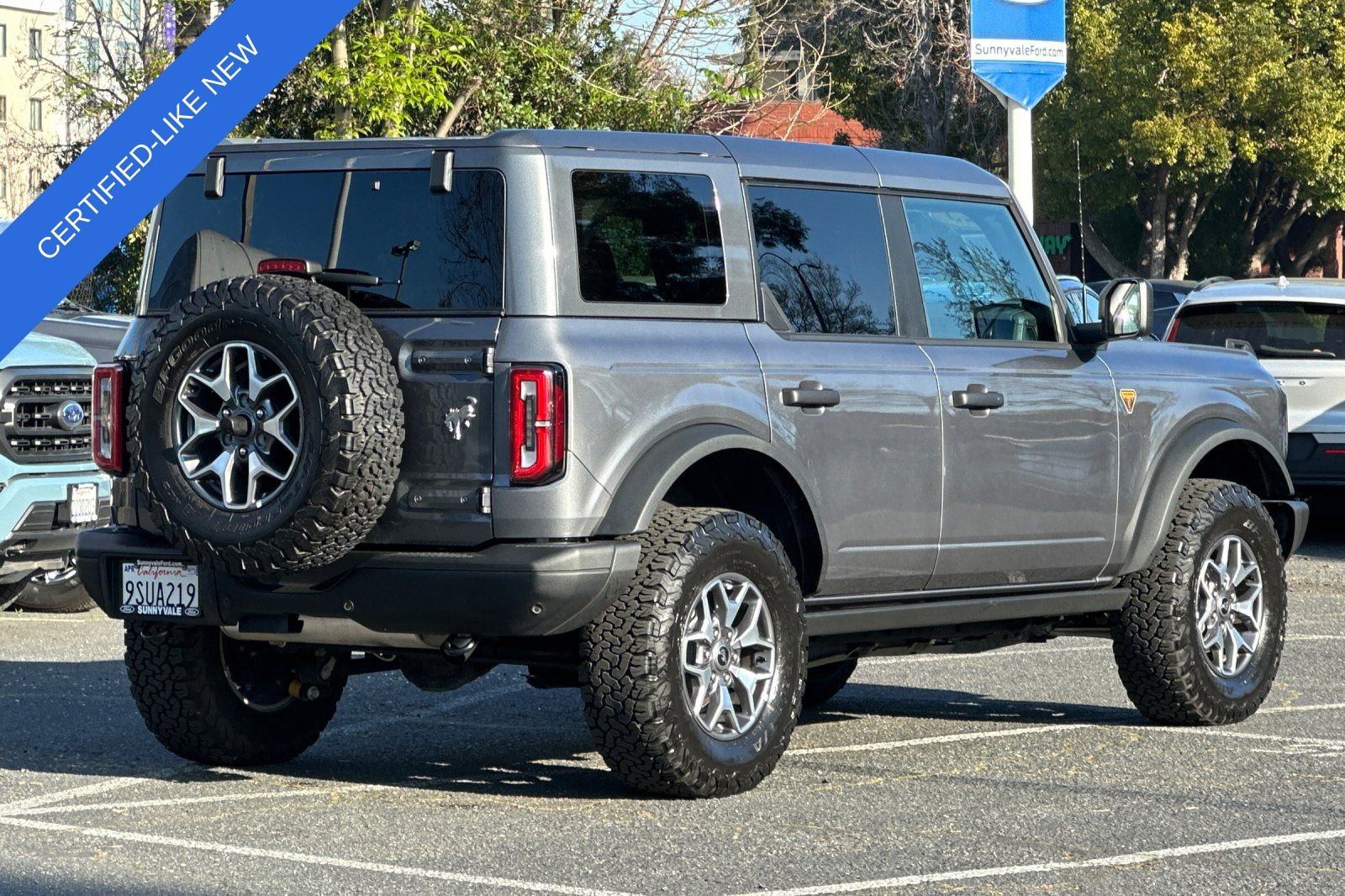 Certified 2025 Ford Bronco Badlands image 4