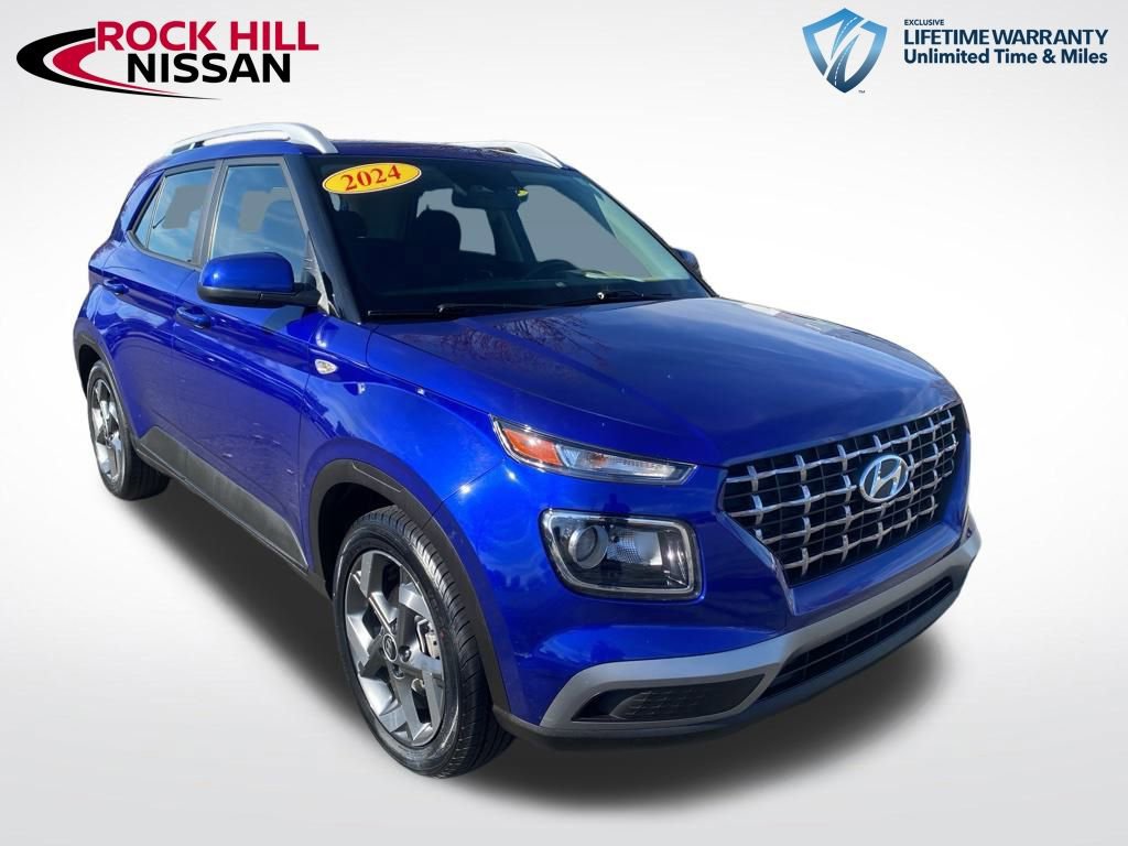 Used 2024 Hyundai Venue SEL image 1