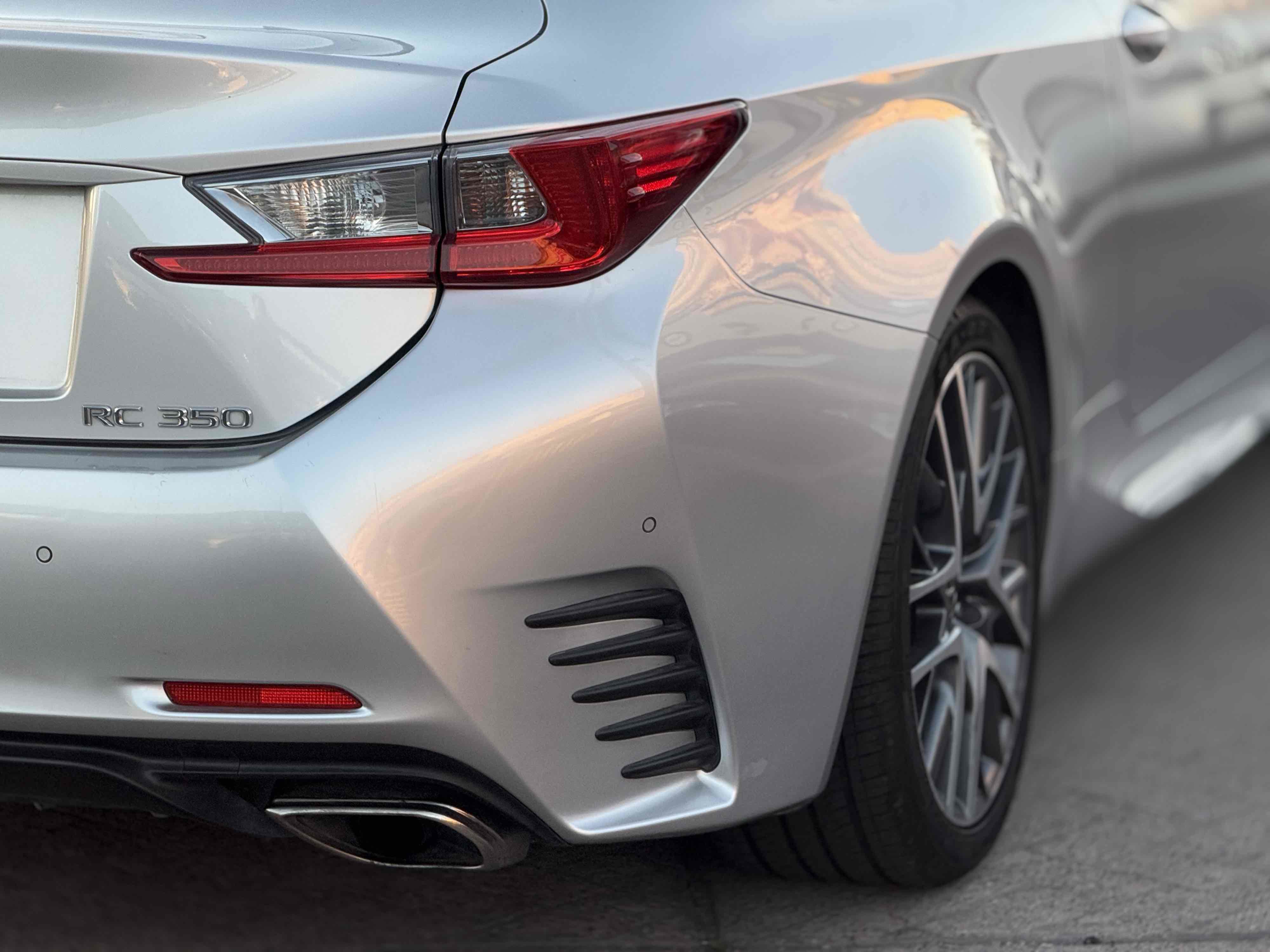 Used 2015 Lexus RC 350 w/ F Sport w/Summer Tires RWD image 8