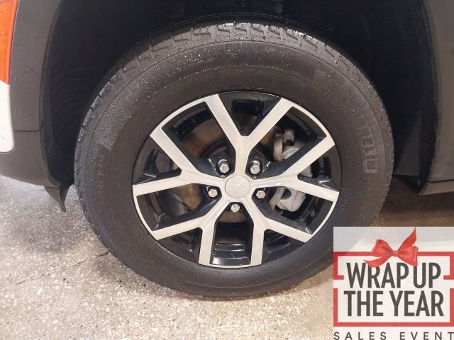 Used 2023 Jeep Grand Cherokee Limited w/ Luxury Tech Group II image 23