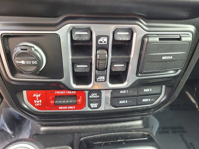Used 2021 Jeep Gladiator Rubicon w/ Trailer Tow Package AWD/4WD image 26